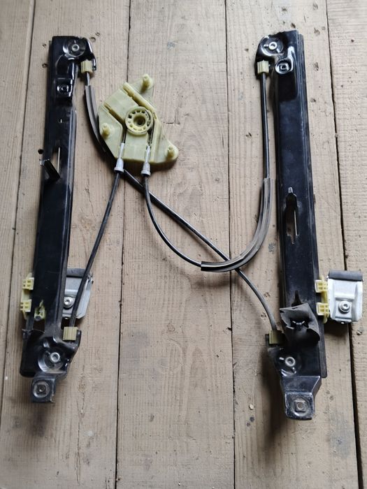 склопідйомник Сєат ліон 2, 2004-2012р.