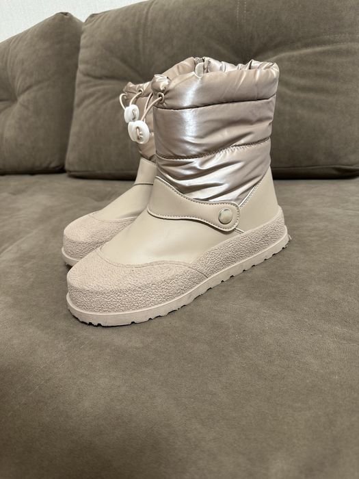 Чоботи, дутики 37р зимові