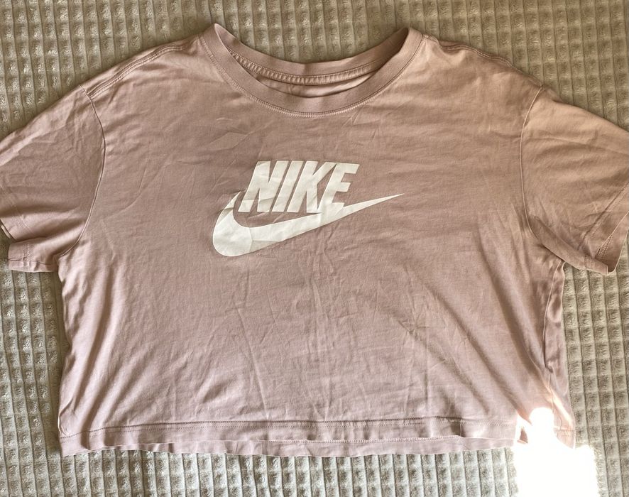 футболка nike вкорочена