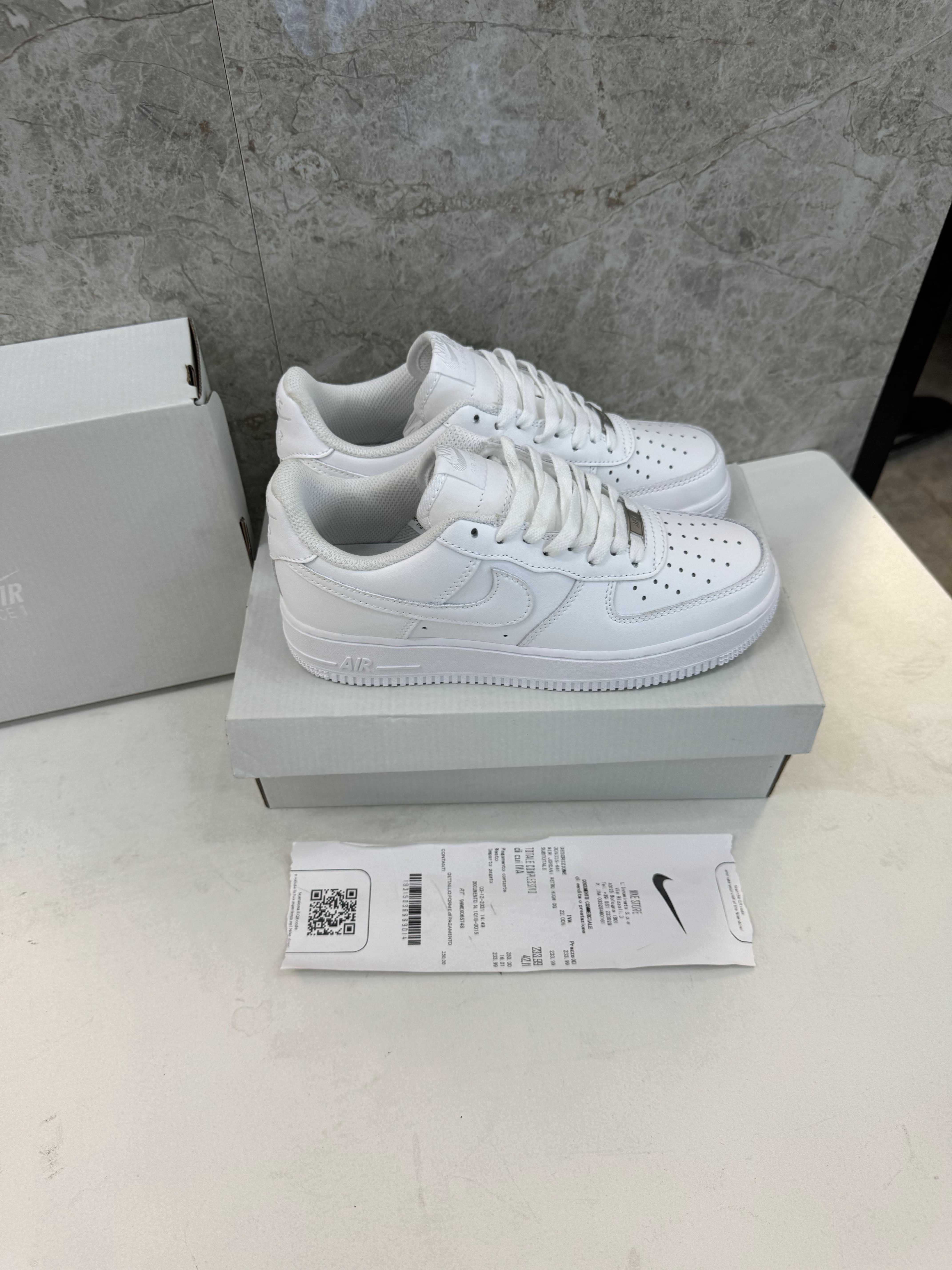 Nike Air Force 1 Low 07 White r.39