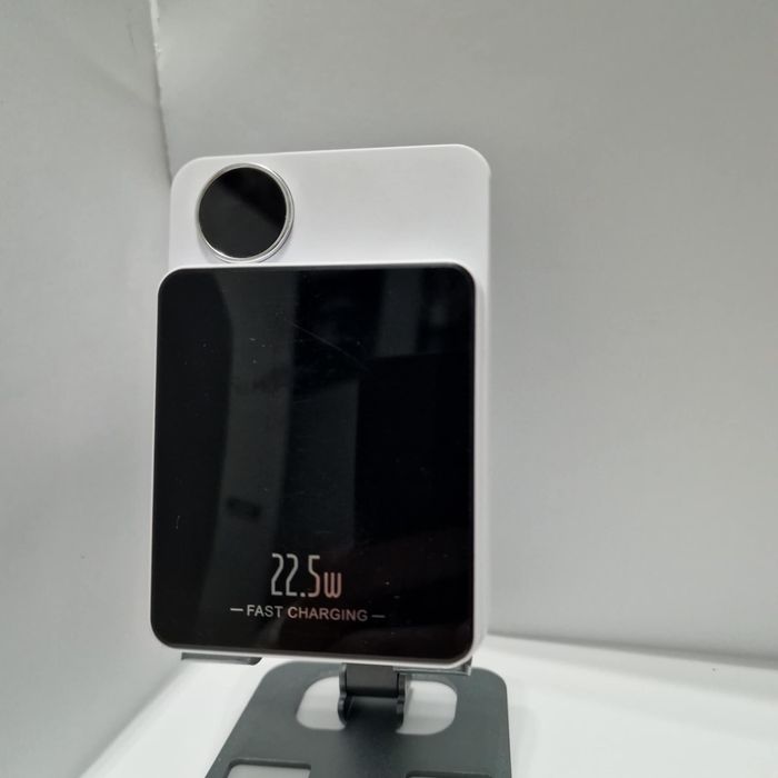 Iphone 15 pro + dodatki