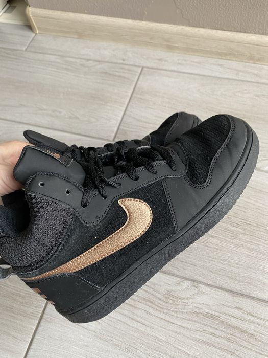 Жіночі утепленні кросівки Nike