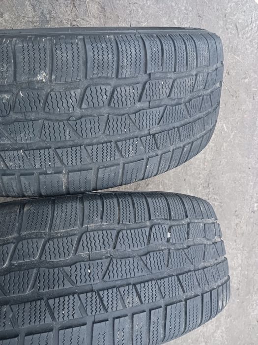 Opony zimowe r 16 215x60x16