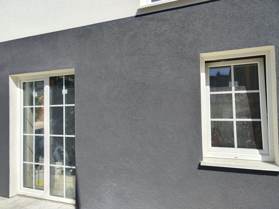 = Продам квартиру з власною ділянкою в центрі