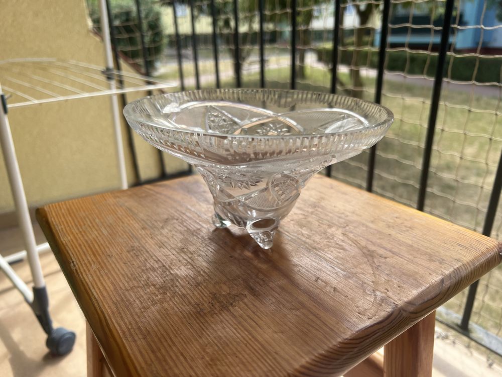 Kryształowa miseczka na nóżkach – 10 cm wys., 18 cm szer.