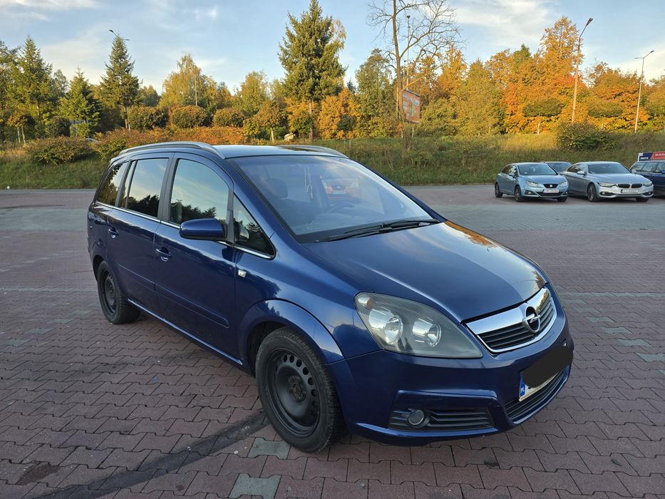 Ładny Opel Zafira 7os 1.8 - długie opłaty, do jazdy
