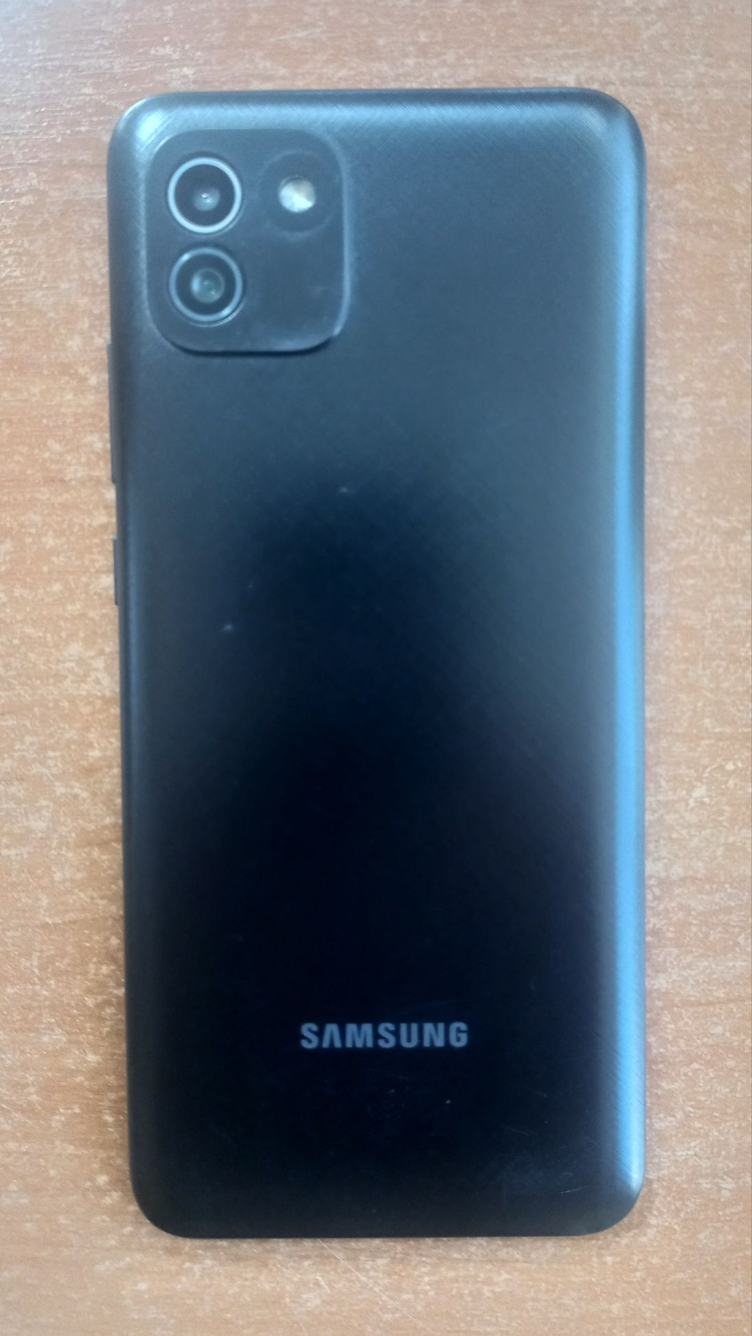 Продам Samsung Galaxy A03