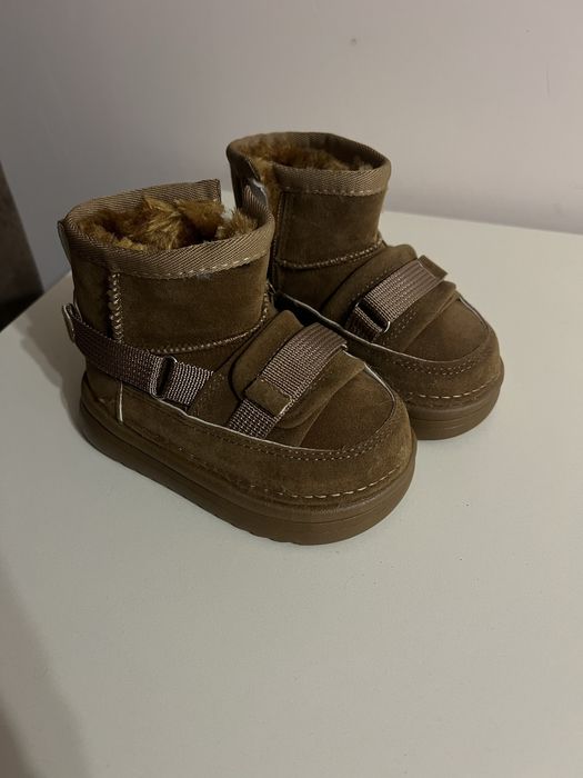 Угги дитячі 23 р на замок