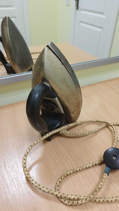 Праска стара раритетна важка