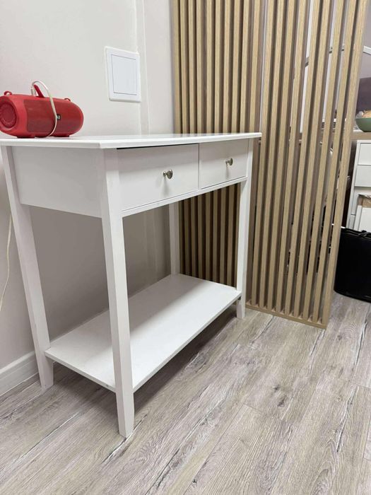 Gablotka ikea biała