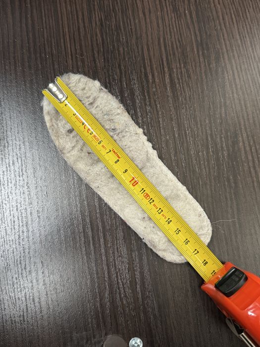 Ботинки зимние на девочку 27р.