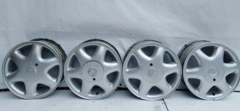 Komplet ALUFelg FELGI OPEL Lemmers 5,5Jx15 4x100 ET46 Adax Koźl