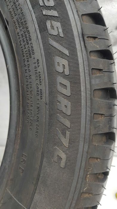 Opona Całoroczna 215/60/17C Goodyear 9mm