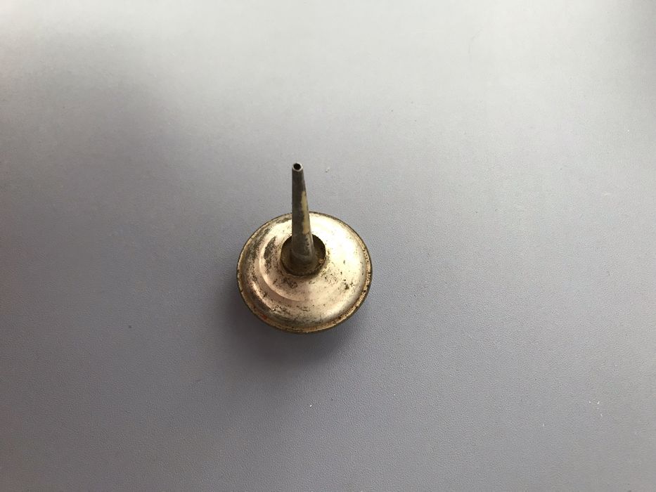 Деталі для старих швейних машинок