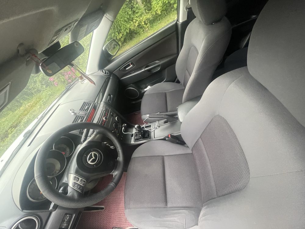 Продам мазду3 2007р 1.6