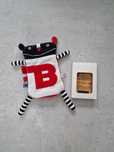 LullaLove Mr B maskotka termofor pacynka