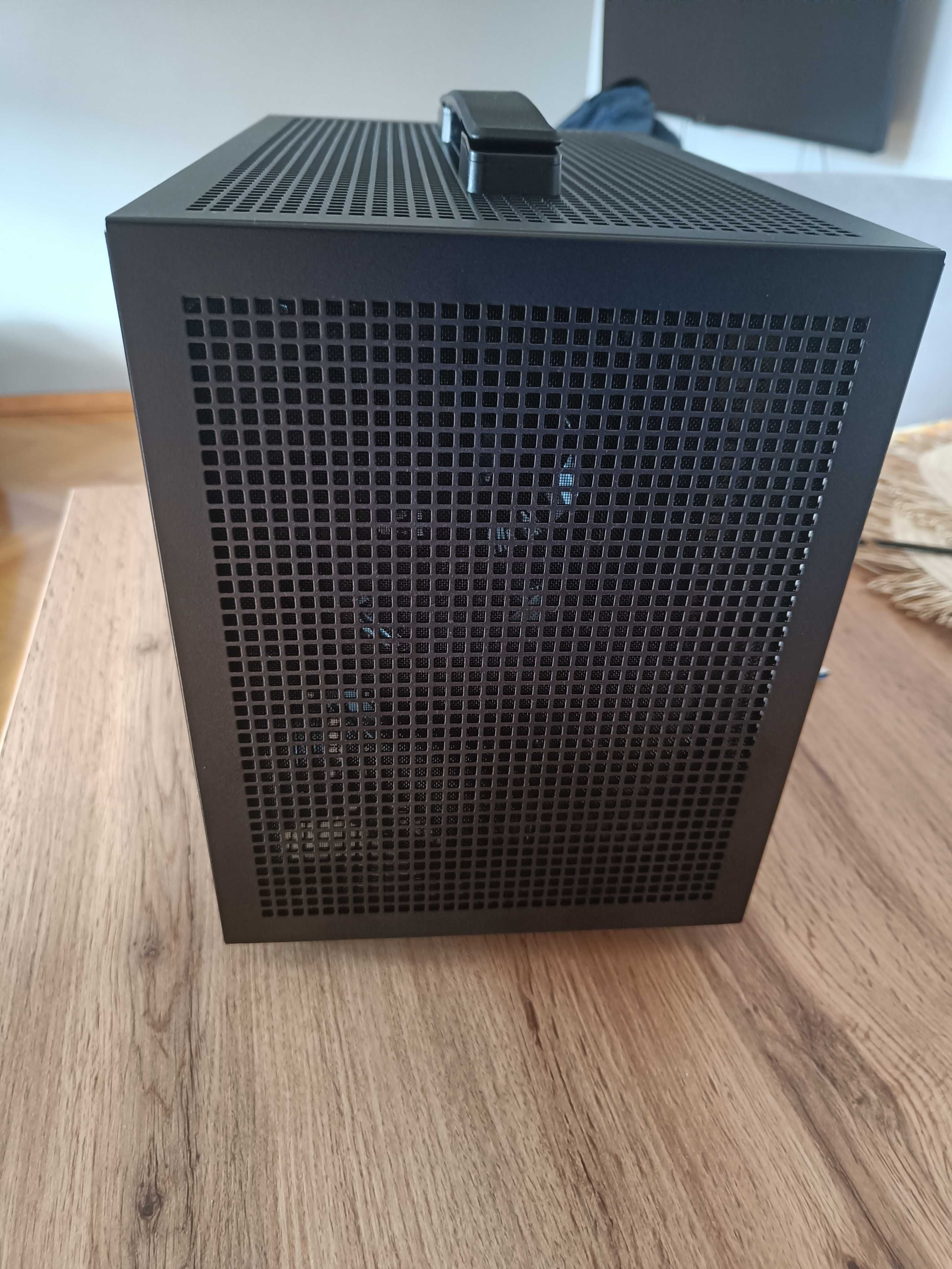 Komputer stacjonarny RTX 4070, 32GB RAM, ITX