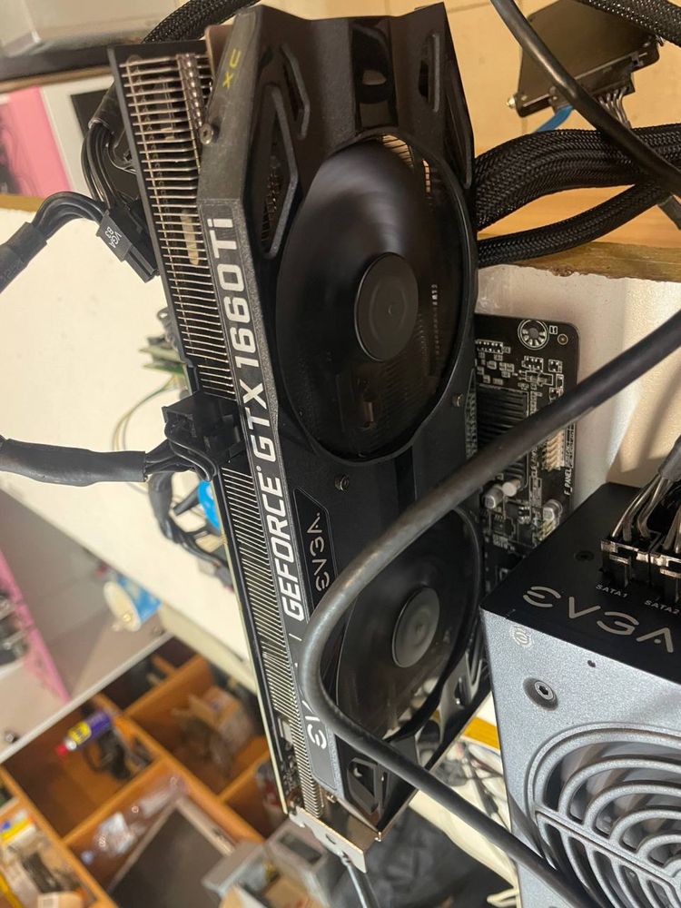 Відеокарта EVGA GTX1660TI XC ultra 6GB DDR6 в ідеальному стані