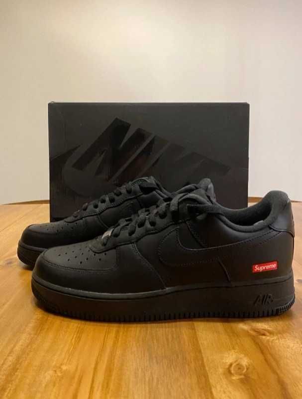 Nike Air Force 1 Low Supreme Black