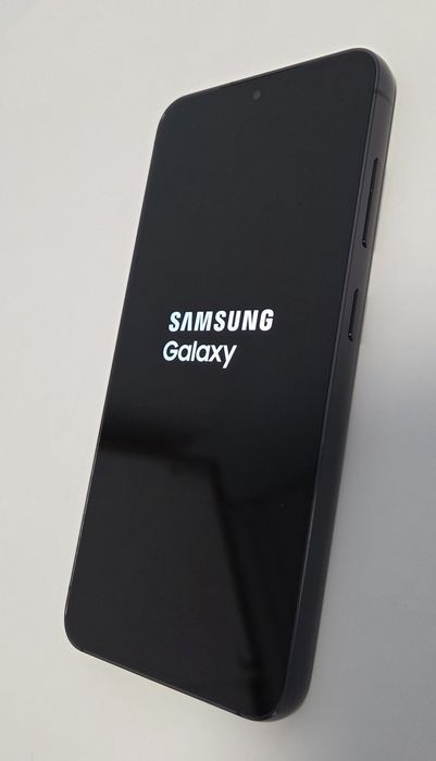 Samsung S23 SM-911B/DS kolor czarny 256 GB nowa bateria