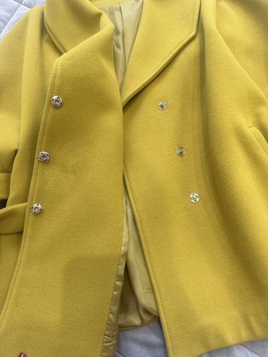 Коротке пальто / пальто