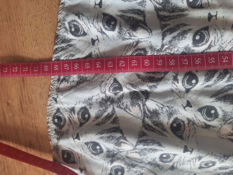Śliczna sukienka w koty H&M 128 cm