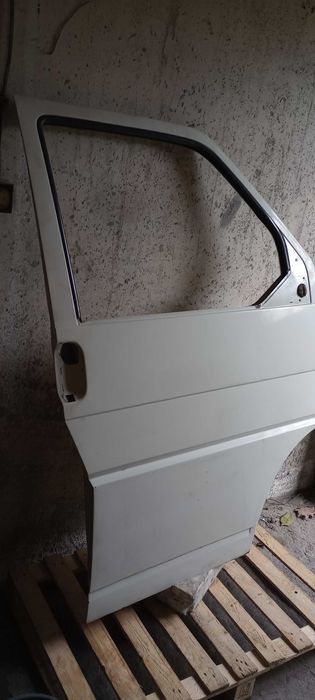 Drzwi prawy przód prawe przednie VW transporter T4.