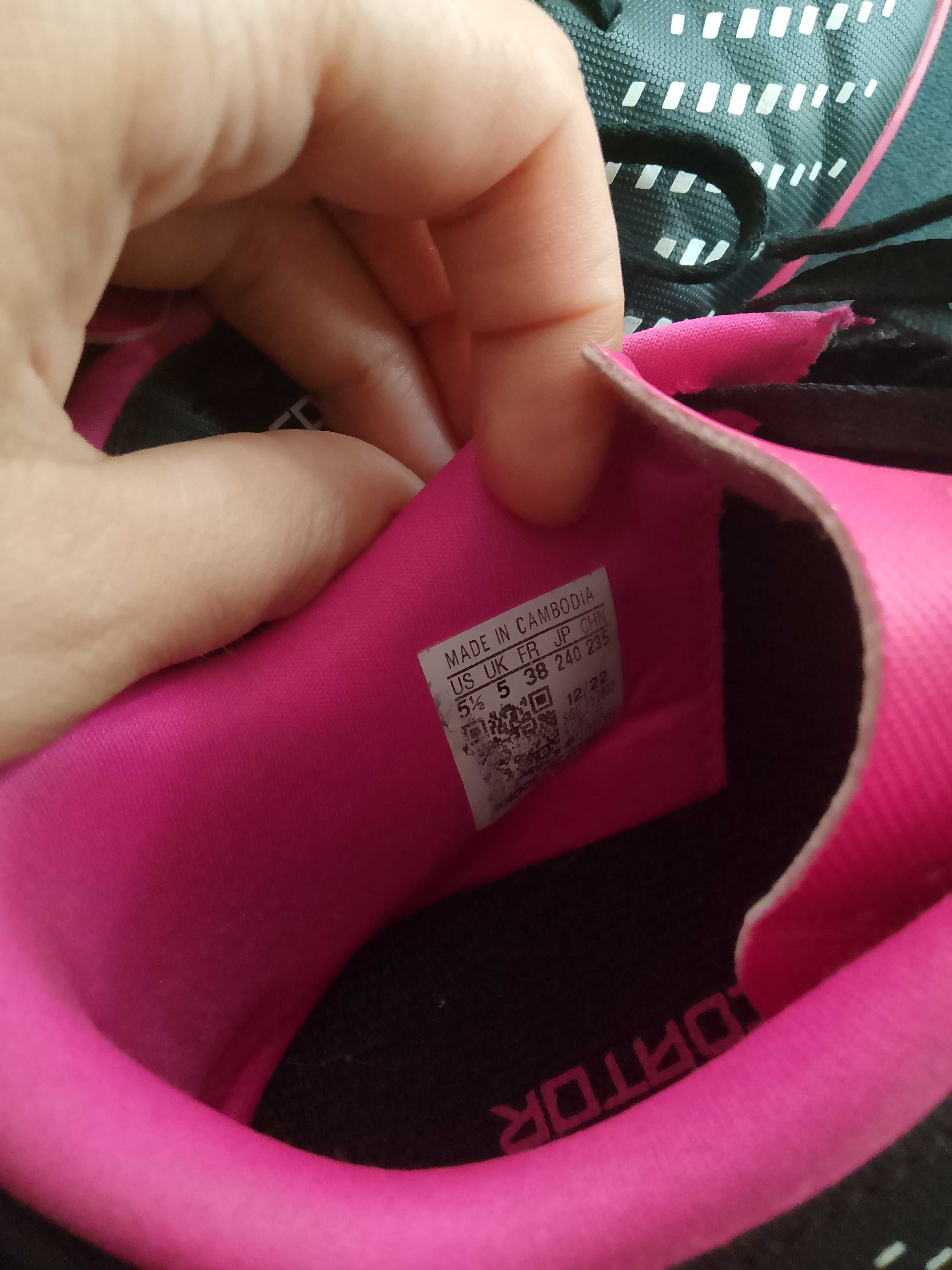 Buty halowe dziewczęce adidas 38