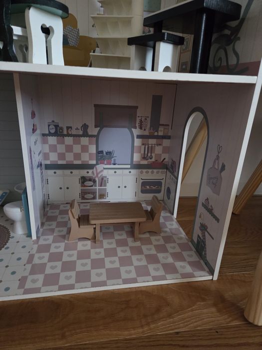 Casa de Bonecas para brincar