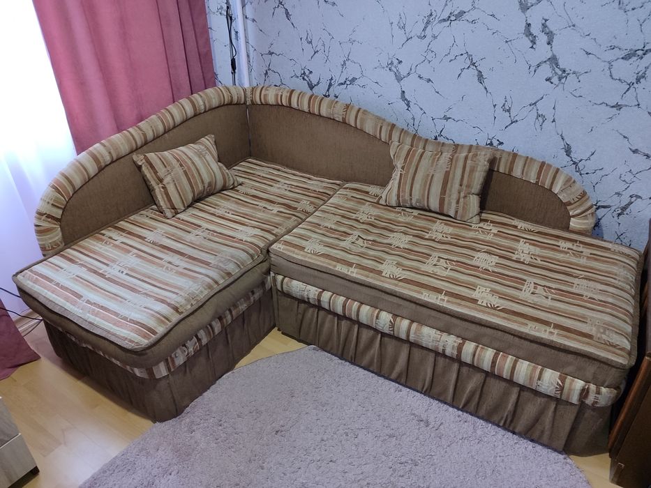 Кутовий диван розкладний