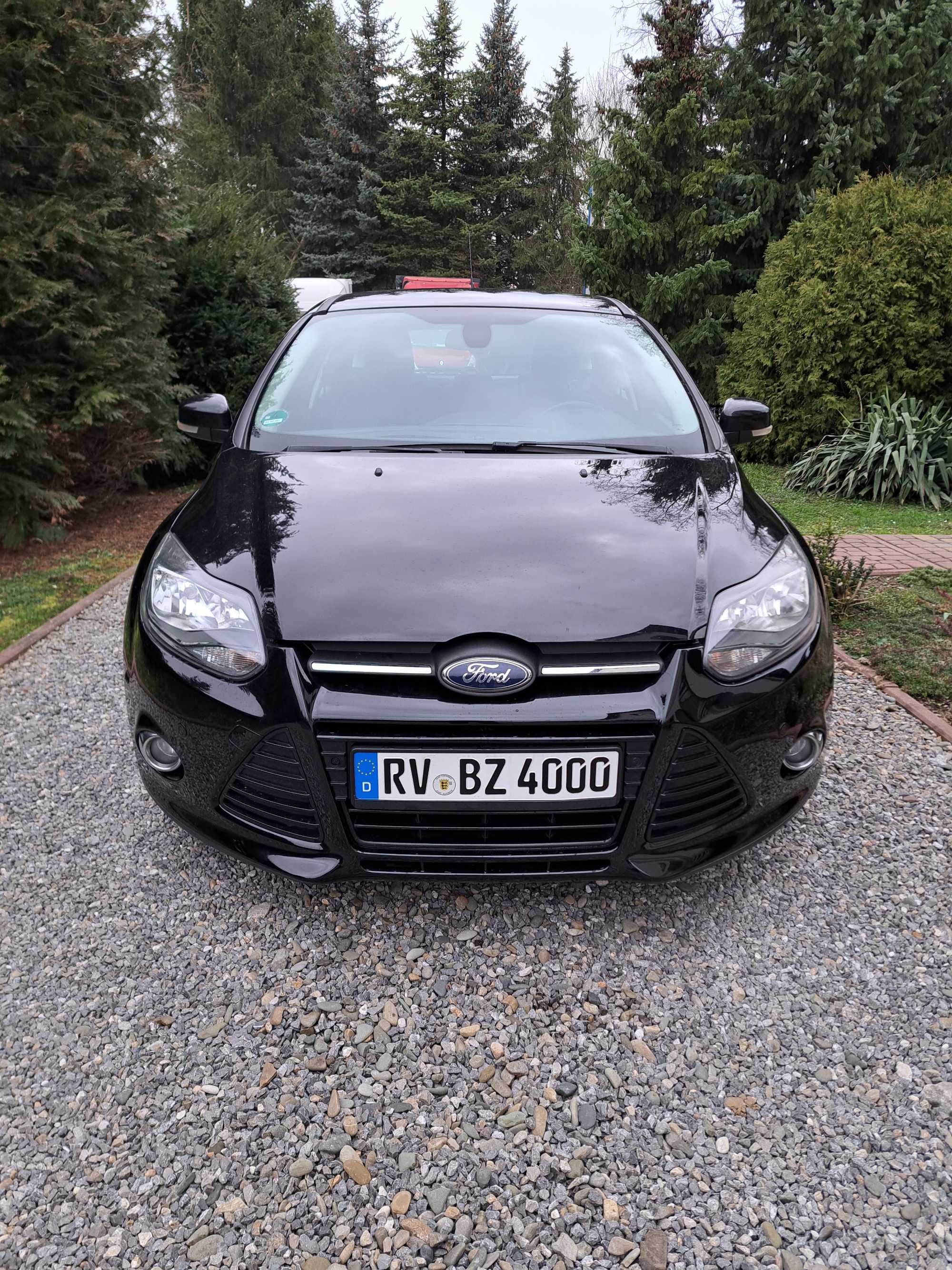 Ford Focus Mk3 III 1.6 benzyna hb