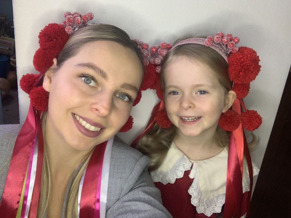 Різдвяні віночки в національному стилі мама-доня