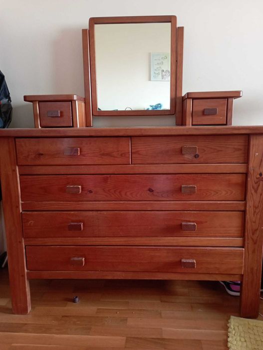 2 Camas + Mesinha de Cabeceira + Cómoda (Marca Cerne)