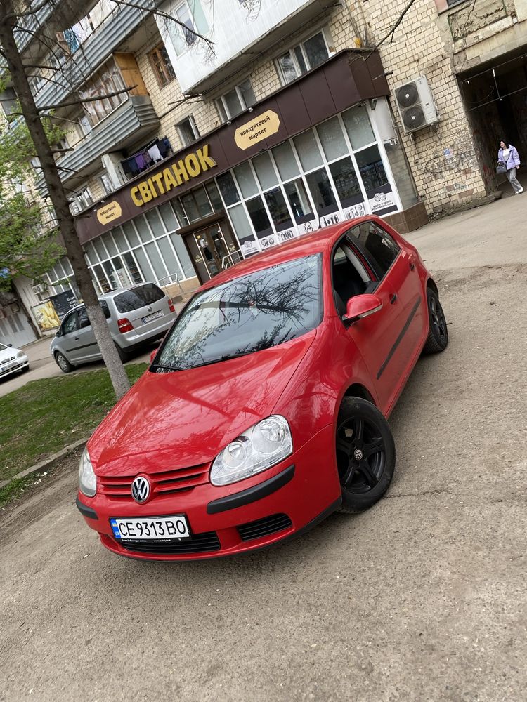 Golf 5 1.9 tdi 2006 року