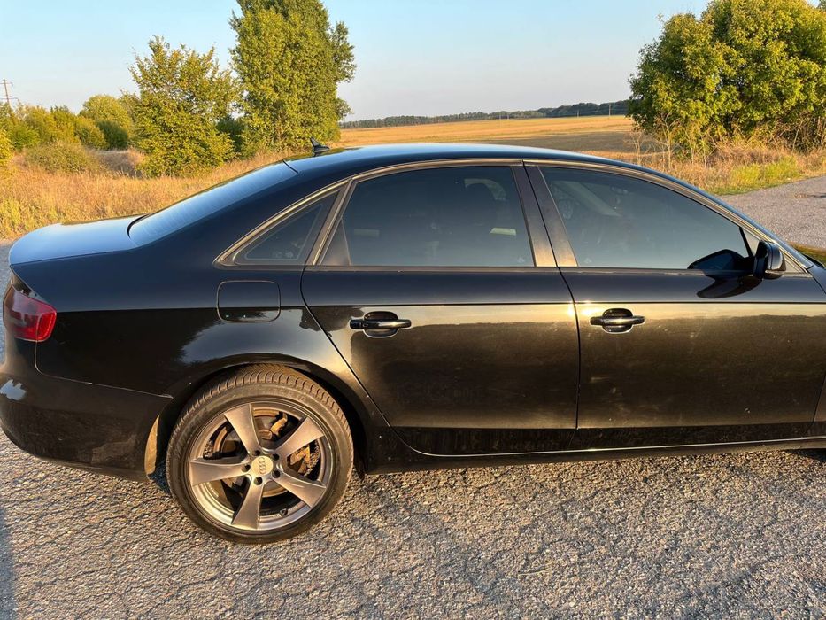 Продам авто Ауді а4 б8 2012 року