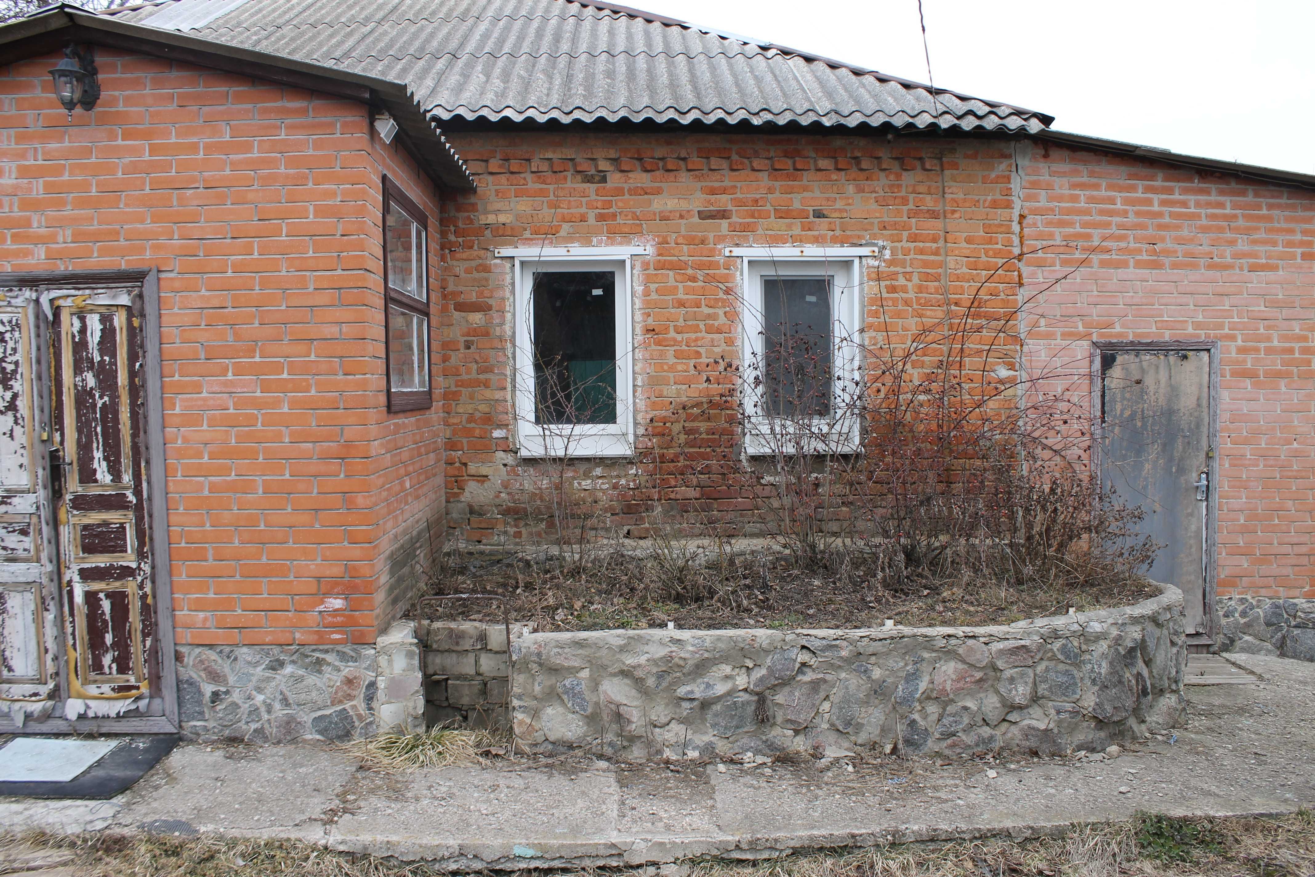 Продам будинок в 5 хвилинах від центру