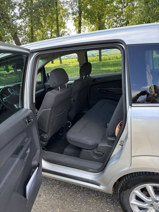 Продам Opel Zafira b 1,7 CDTI 2011р