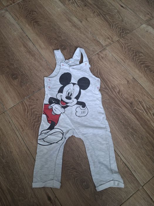 Spodnie dresowe ogrodniczki r. 86