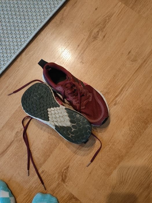 Buty New Balance Fresh Foam Tempo W Bordowe