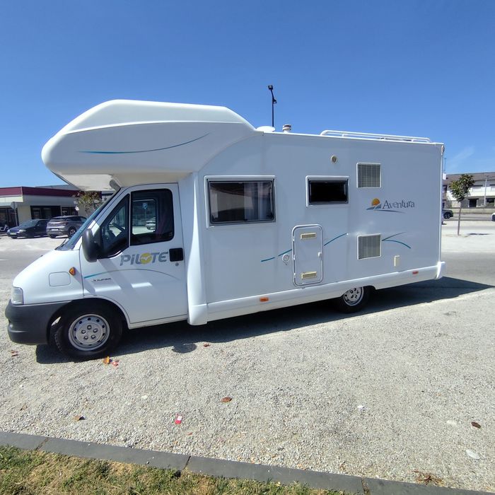 Vendo Autocaravana Pilote 4 lugares 6 dormidas