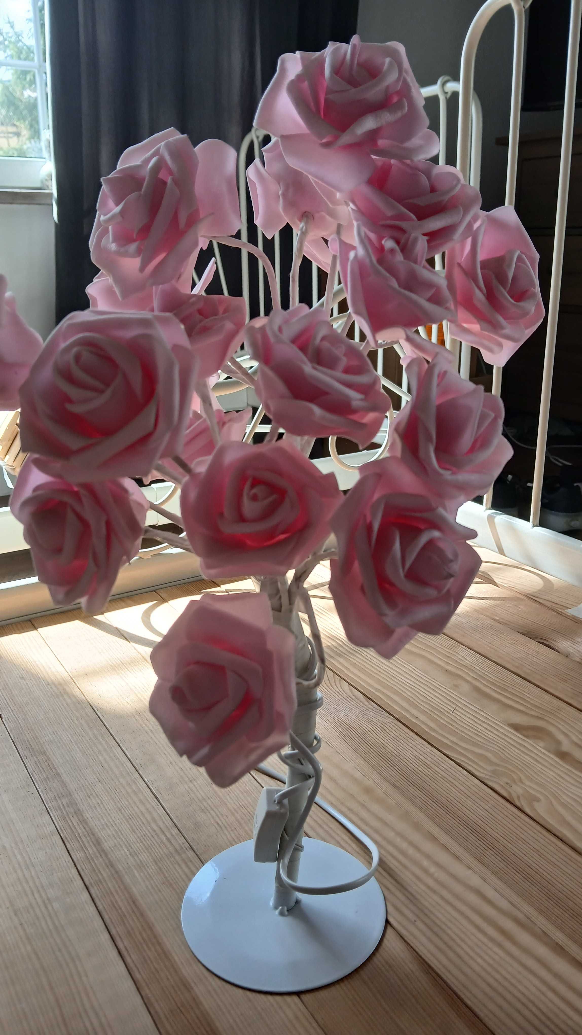 Lampka roze ozdobna
