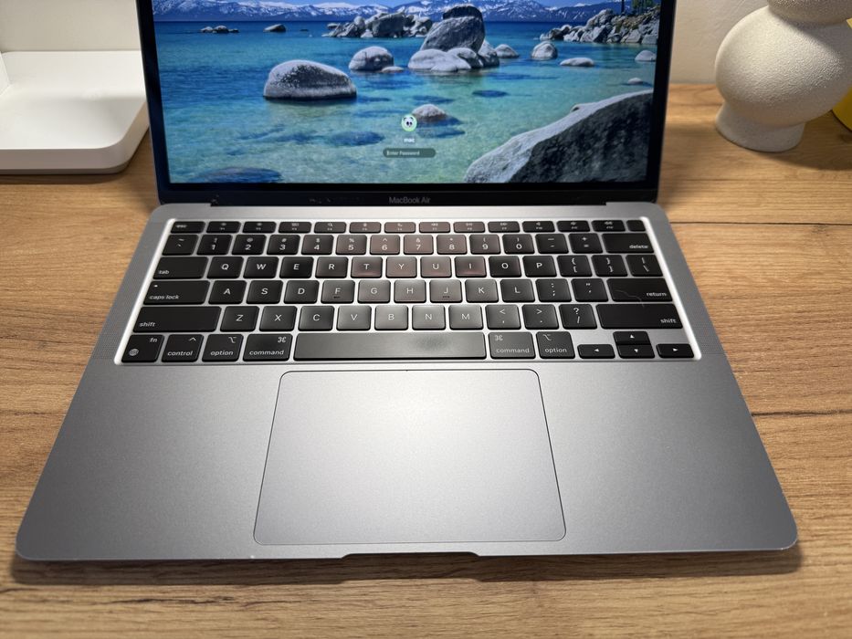 MacBook Air M1 8Gb 256Gb Space 81%