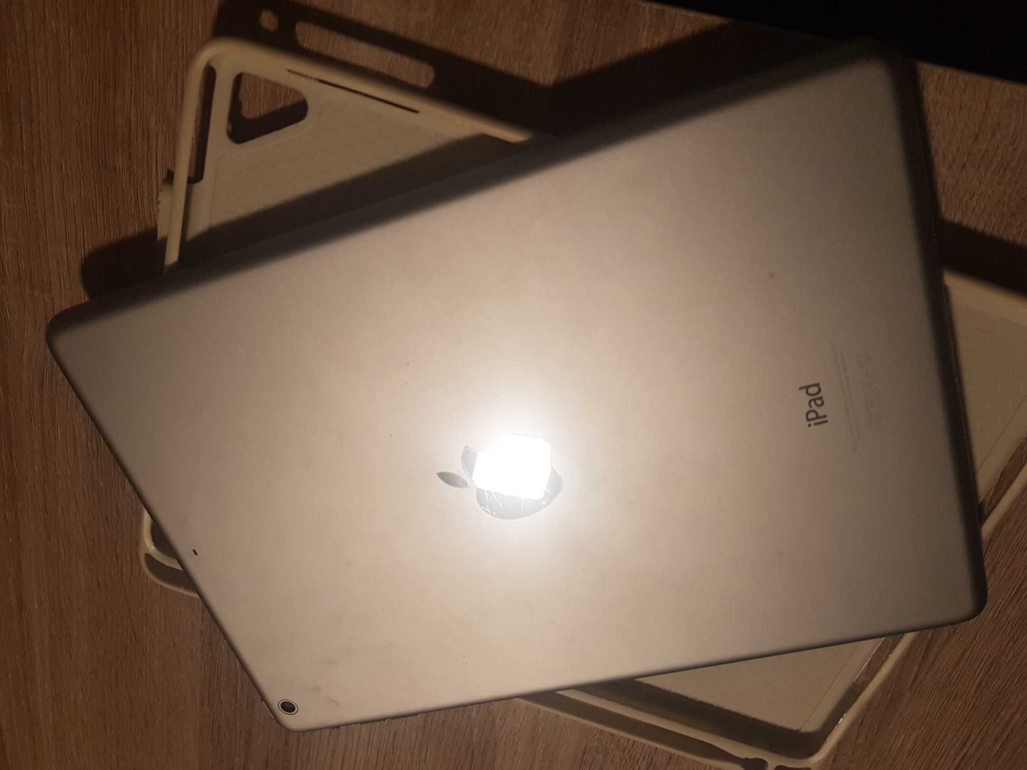 IPad  wi-fi 32 gb