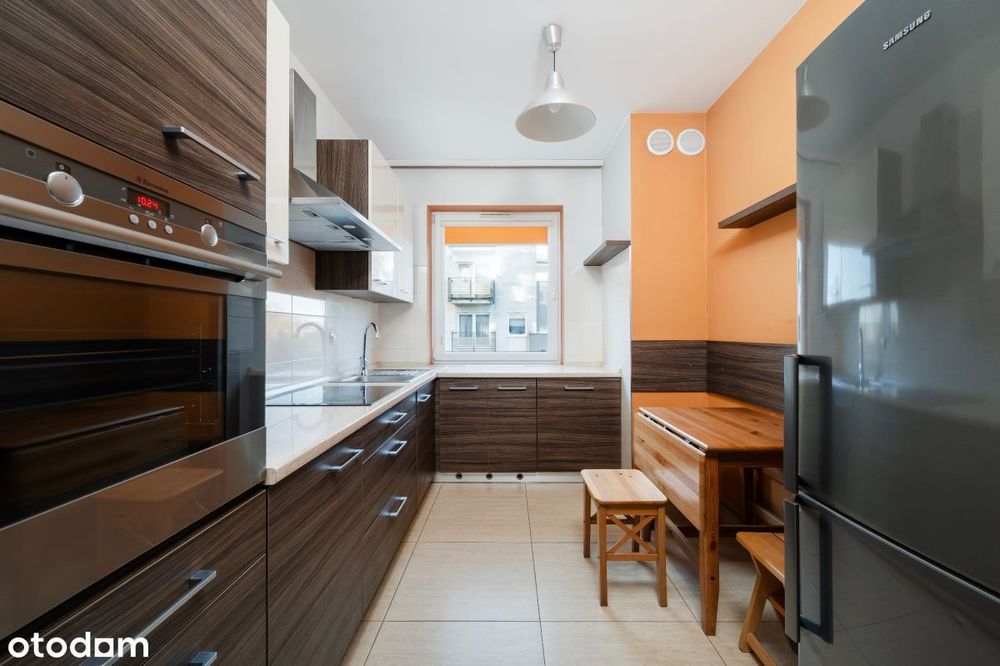Apartamentowiec, Garaż i Komórka W Cenie !