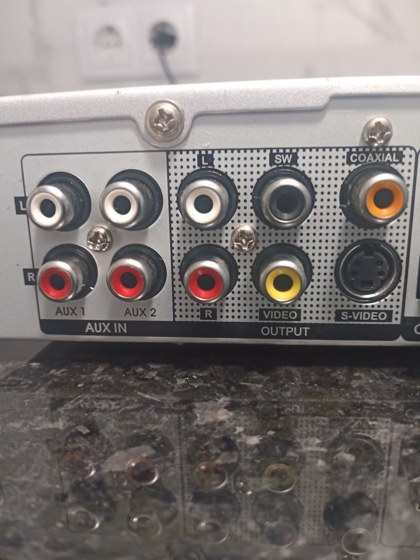Amplificador home cinema 5.1