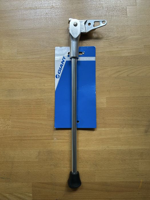 Nóżka do roweru Giant Mobility - srebrna.