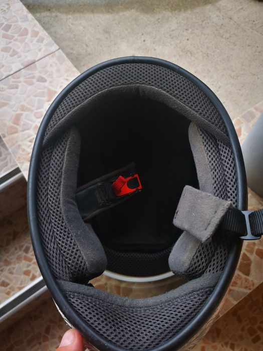 Шоломи продам недорого