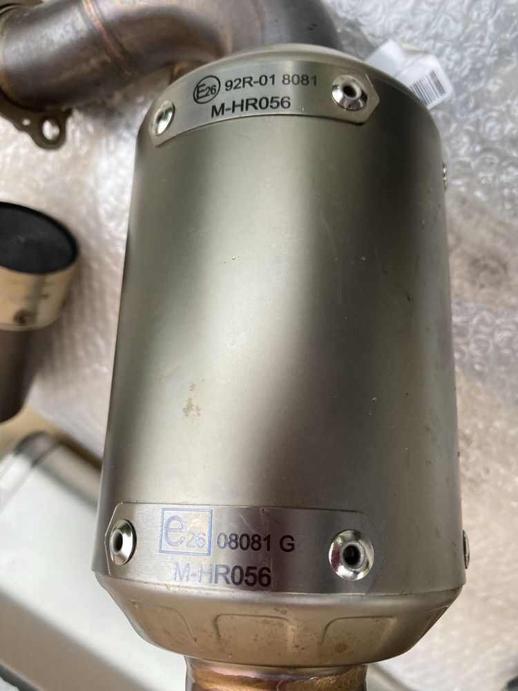 BMW G310 GS R full Akrapovic Racing line tlumik wydech