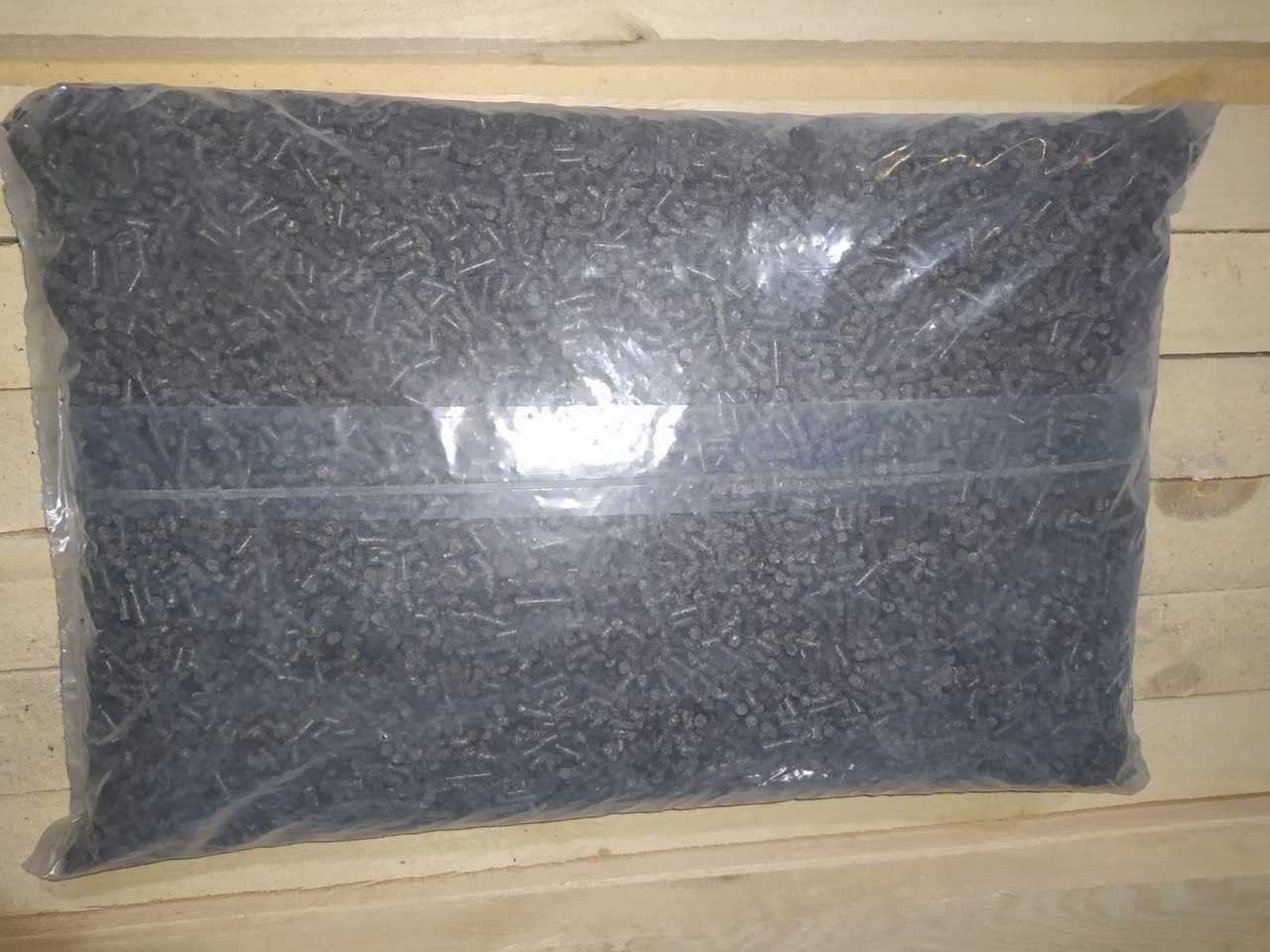Pellet z łuski słonecznika z dostawą (min. zamówienie - 1 TIR/22 tony)