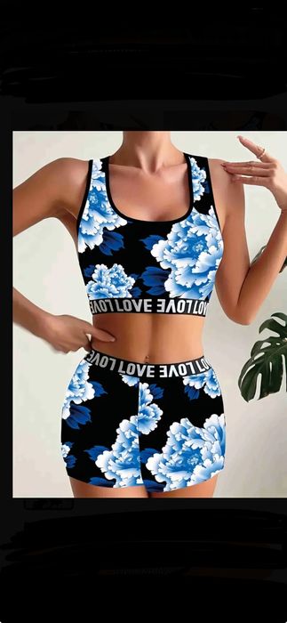 продам купальники48,50раз